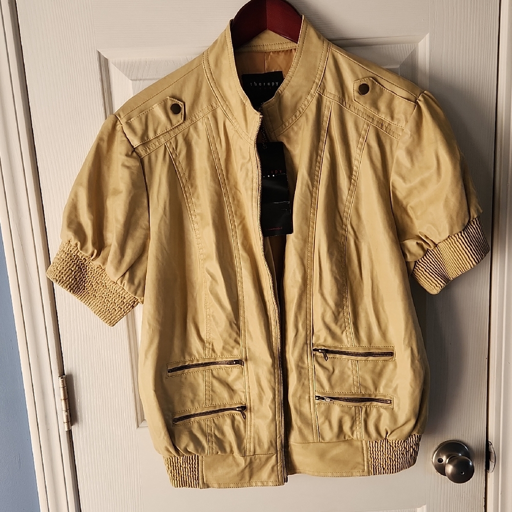 Therapy Mustard Outerwear with Zipper‎